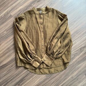 Button Front Balloon Sleeve Blouse in Olive green